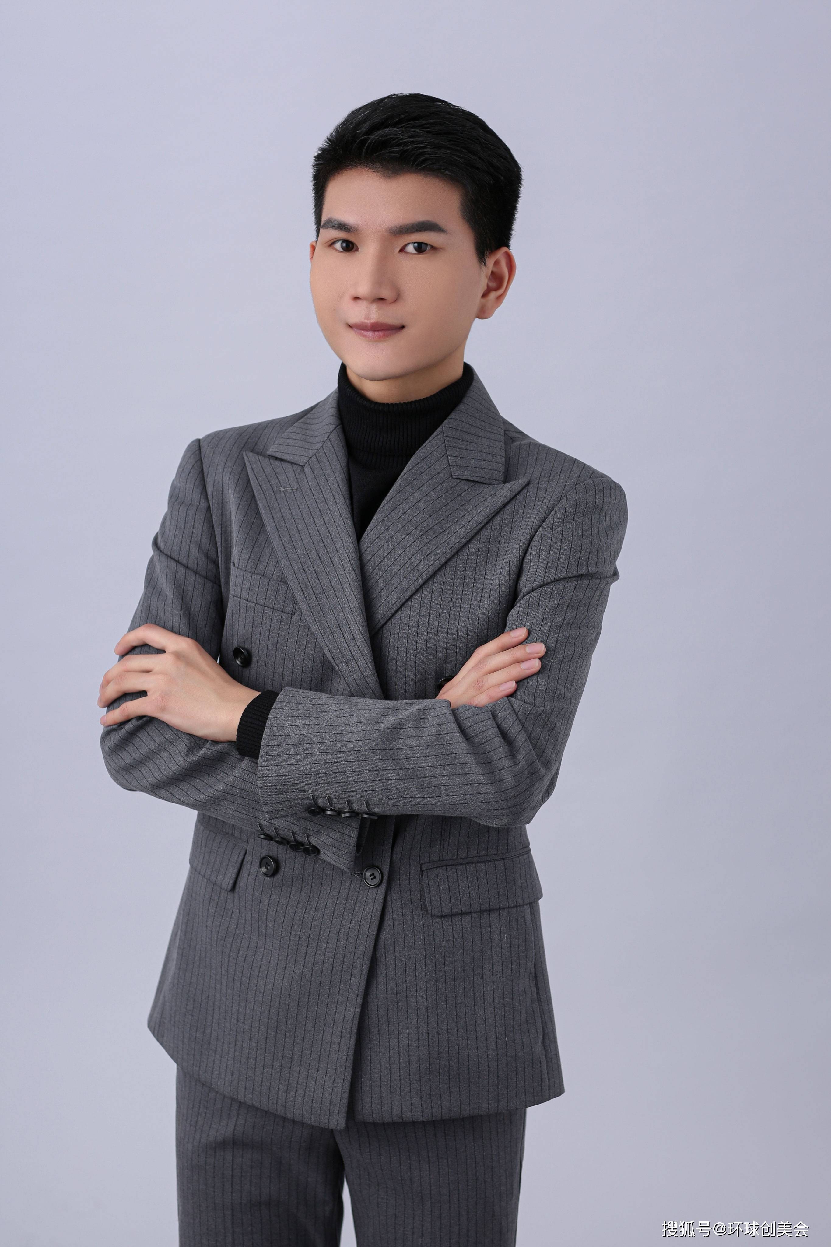 向辉 公关与传播总监
